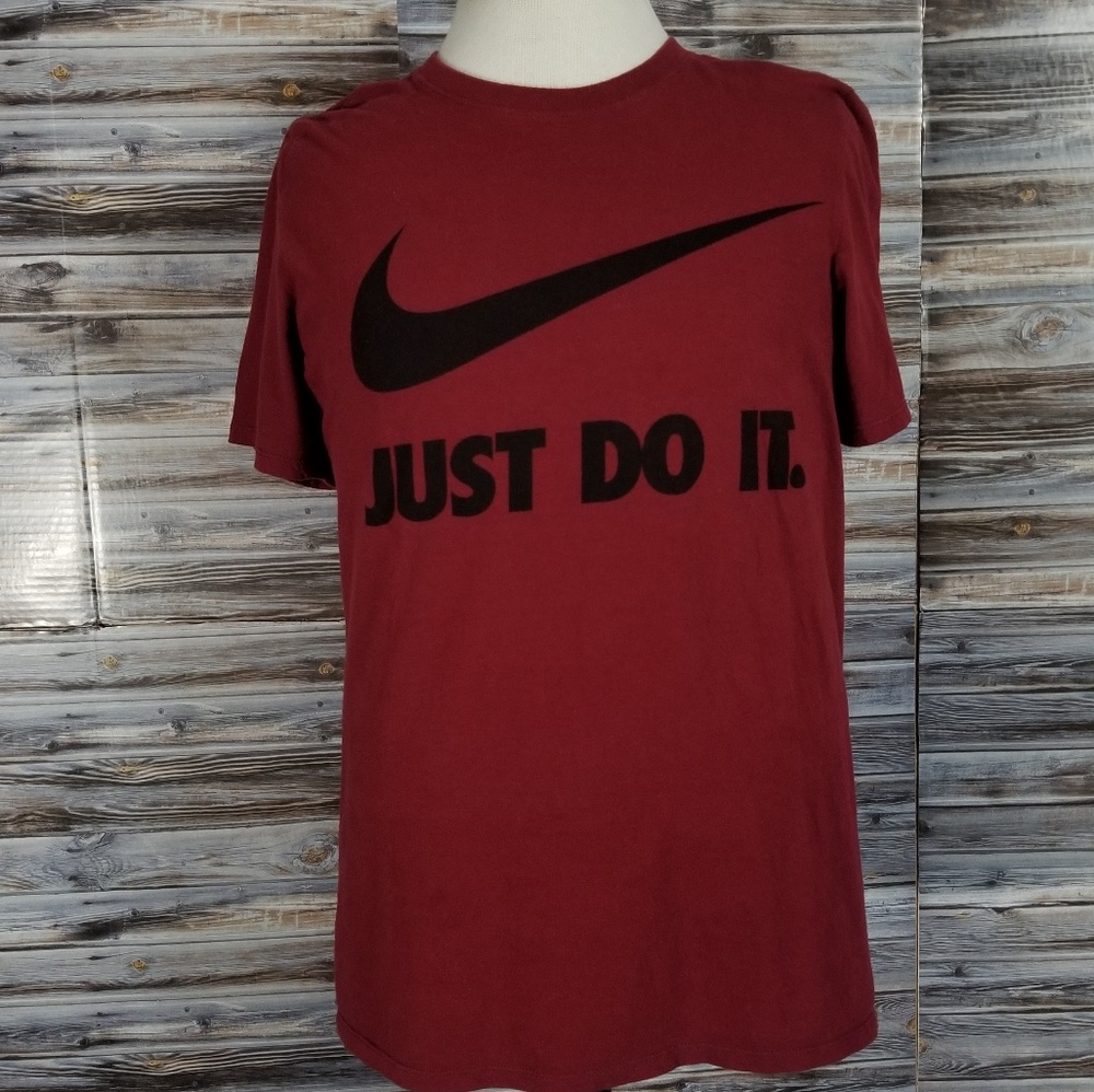 Nike Just Do It Dark Red Small Men's Tee G27